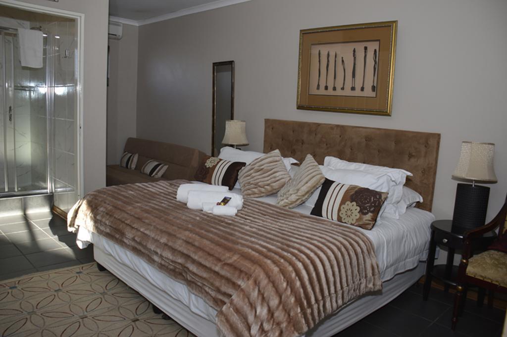 Two Bells Guest House Bloemfontein Rom bilde