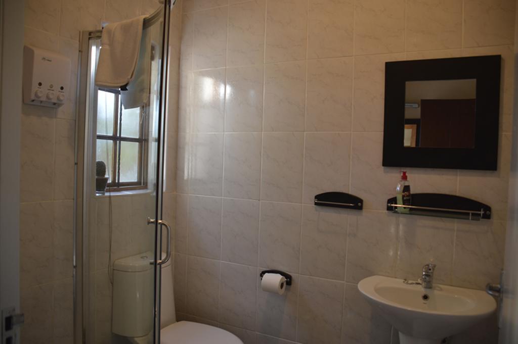 Two Bells Guest House Bloemfontein Rom bilde