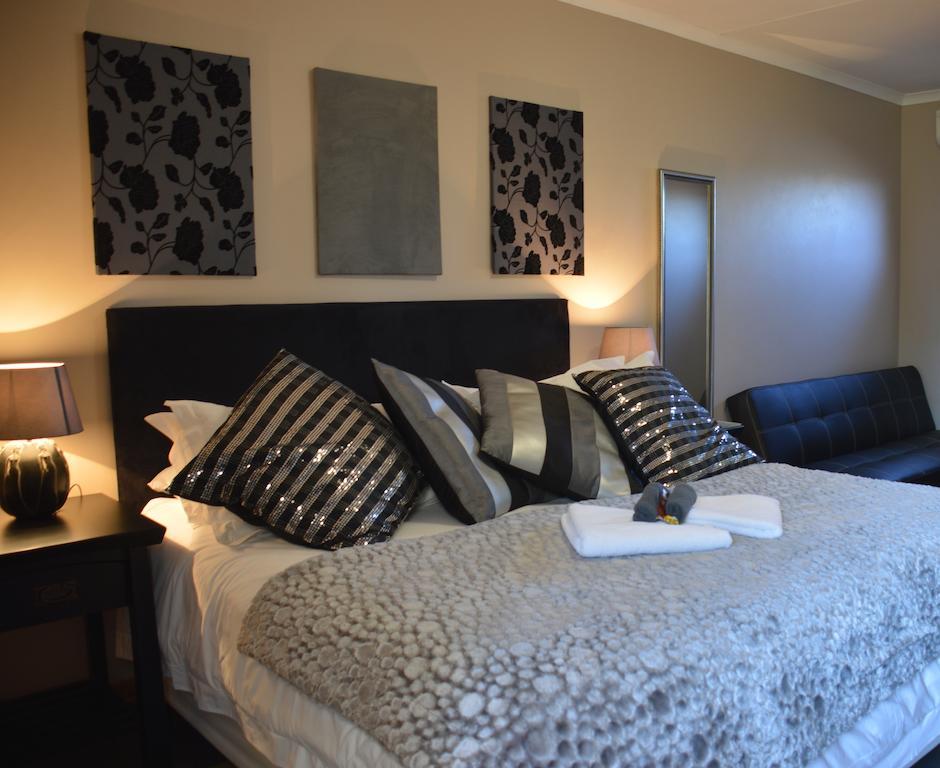 Two Bells Guest House Bloemfontein Rom bilde