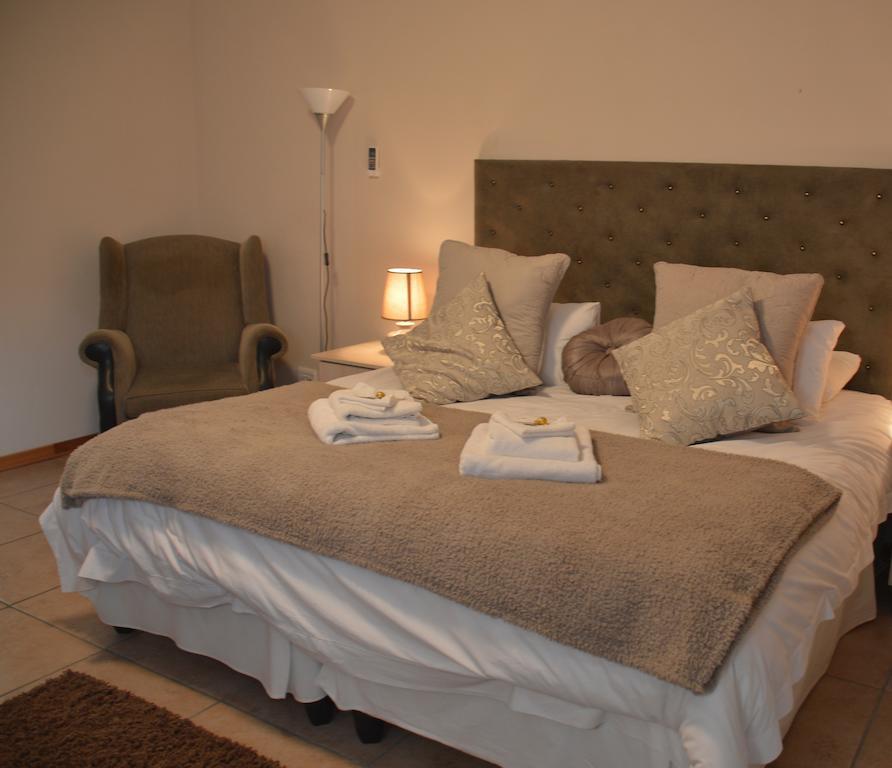 Two Bells Guest House Bloemfontein Eksteriør bilde