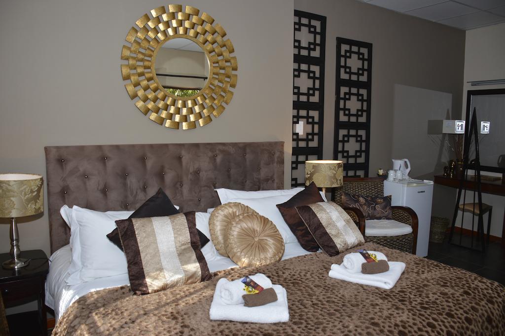Two Bells Guest House Bloemfontein Rom bilde
